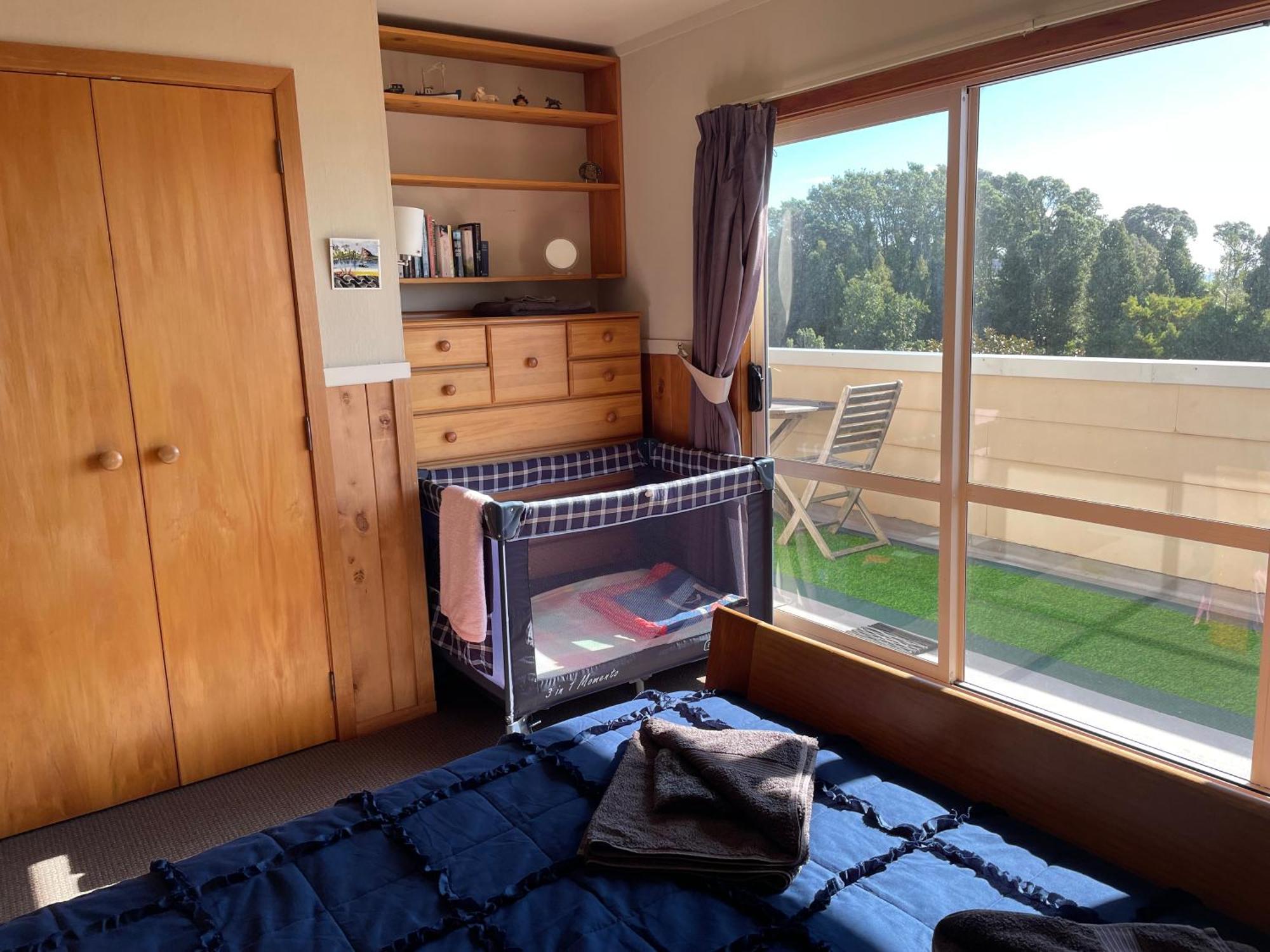 49 On Jans Beach Break Oakura Exterior photo